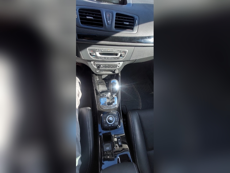 Renault Megane 1.5 110CV AUTOM foto 4